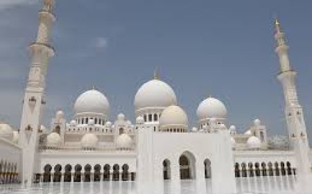 All UAE mosques shift to 12.45 pm Friday prayers