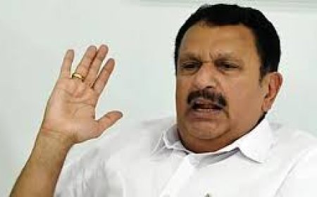 വി ഡി സതീശന്‍ പറഞ്ഞത് പ്രതിപക്ഷ നേതാവ് പറഞ്ഞത് പാര്‍ട്ടിയുടെ അഭിപ്രായ പാര്‍ട്ടി നിലപാട്: എന്‍എസ്എസ് – എസ്എന്‍ഡിപി നേതാക്കളുടെ വിമര്‍ശനത്തോട് യോജിപ്പില്ല; കെ മുരളീധരൻ