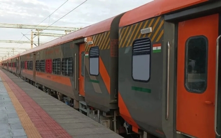 നാല്  പുതിയ ട്രെയിനുകൾ ഉദ്ഘാടനം ചെയ്ത് പ്രധാനമന്ത്രി