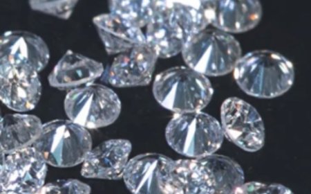 ലാബ് നിർമിത വജ്രങ്ങൾ ഇനി  ‘ഡയമണ്ട്’ അല്ല : കർശന നിർദ്ദേശവുമായി കേന്ദ്ര സർക്കാർ