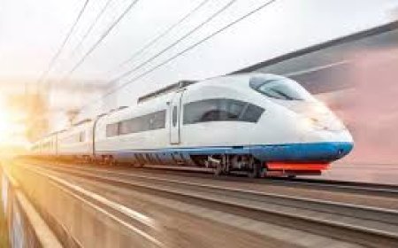 അതിവേഗ റെയിൽ പദ്ധതിയെ പിന്തുണച്ച്   മുന്നണികൾ