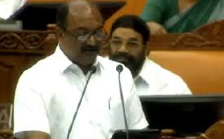 പൗരത്വ ആശങ്ക അകറ്റാൻ നേറ്റിവിറ്റി കാർഡ്; സംസ്ഥാന ബജറ്റിൽ നിർണ്ണായക പ്രഖ്യാപനം