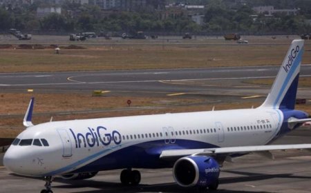 ബോംബ് ഭീഷണി; കുവൈറ്റിൽ നിന്ന് ഡൽഹിയിലേക്ക് പറന്ന  ഇൻഡിഗോ വിമാനം അഹമ്മദബാദിലിറക്കി