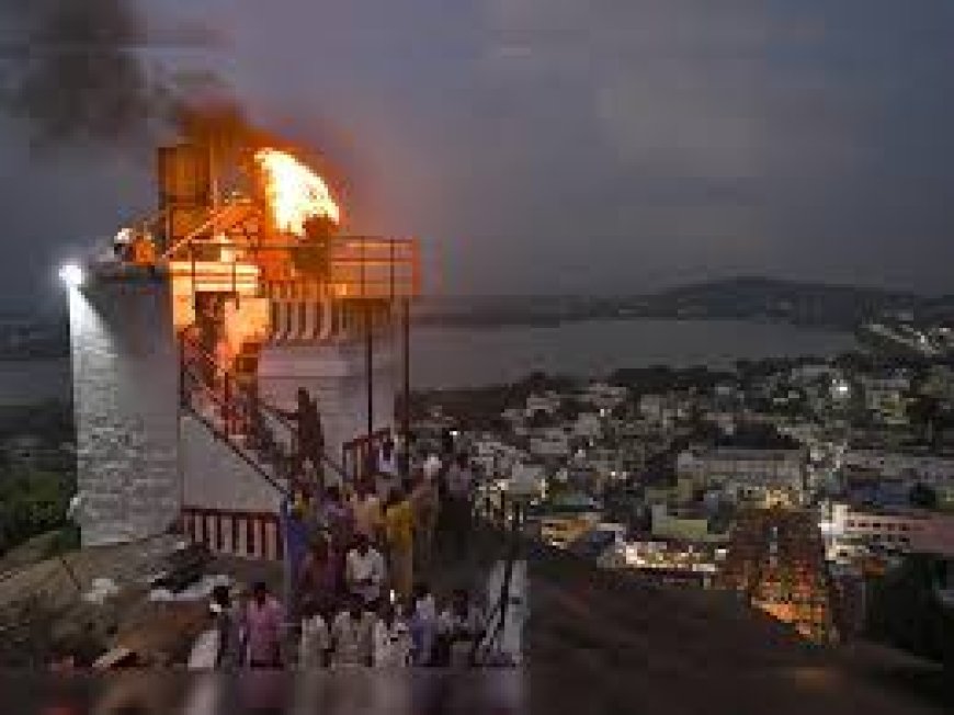 ദീപത്തൂണിൽ ക്ഷേത്ര ദീപം കൊളുത്താം; സിംഗിൾ ബെഞ്ച് ഉത്തരവ് ശരിവച്ച് മദ്രാസ് ഹൈക്കോടതി