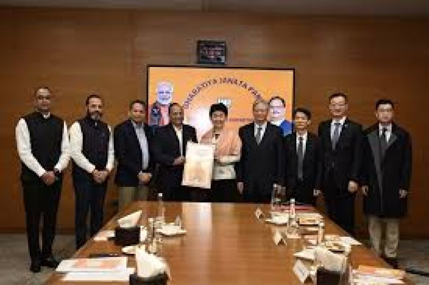 ഡൽഹിയിലെ ആർഎസ്എസ് ആസ്ഥാനം സന്ദർശിച്ച് ചൈനീസ് കമ്മ്യൂണിസ്റ്റ് പാർട്ടി നേതാക്കൾ