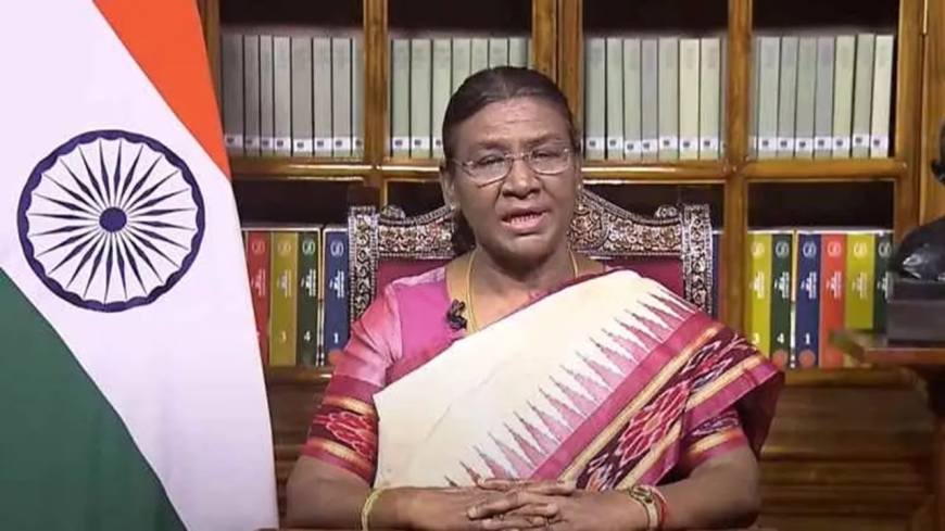 കേരളത്തിൽ നിന്ന് 10 പോലീസ് ഉദ്യോഗസ്ഥർക്ക് രാഷ്ട്രപതിയുടെ മെഡൽ