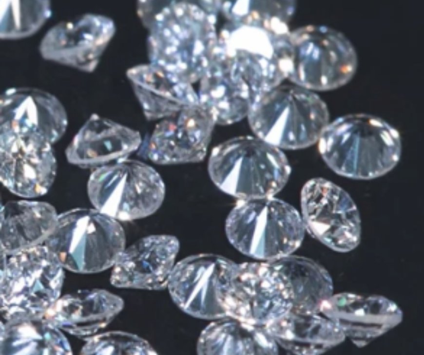 ലാബ് നിർമിത വജ്രങ്ങൾ ഇനി  ‘ഡയമണ്ട്’ അല്ല : കർശന നിർദ്ദേശവുമായി കേന്ദ്ര സർക്കാർ