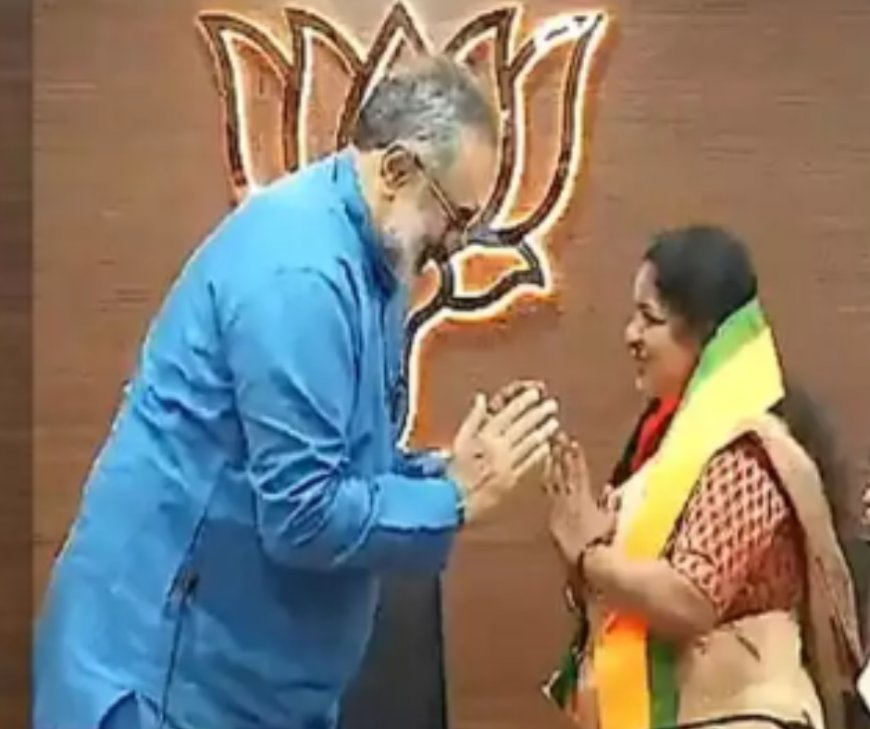 കഴിഞ്ഞ തിരഞ്ഞെടുപ്പില്‍ കൊട്ടാരക്കരയിലെ കോണ്‍ഗ്രസ് സ്ഥാനാര്‍ത്ഥി: ആര്‍ രശ്മി ബി ജെ പിയിൽ ചേർന്നു; രാജീവ് ചന്ദ്രശേഖറില്‍ നിന്ന് അംഗത്വം സ്വീകരിച്ചു