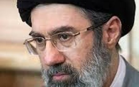 ഇറാന്റെ പുതിയ പരമോന്നത നേതാവായി ഖമെനെയിയുടെ മകൻ മൊജ്തബ ഖമെനെയി
