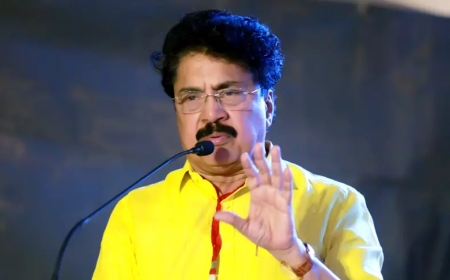 വിമത കൺവെൻഷനിൽ പങ്കെടുത്തതിന് പിന്നാലെ പി‌ കെ ശശിയെ സിപിഎം പുറത്താക്കി