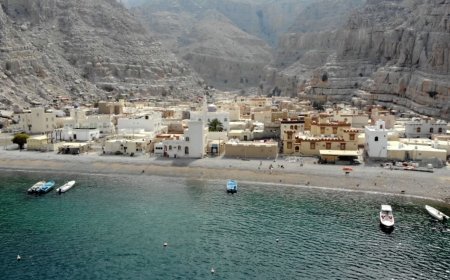 This village in Oman speaks a rare Iranian language found nowhere else
