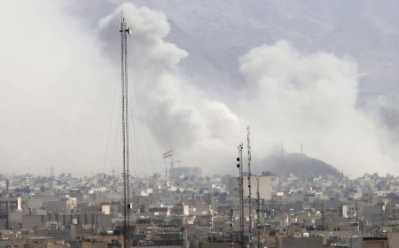 Iran’s FM says Strait of Hormuz ‘closed to our enemies’