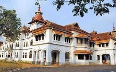 കവടിയാർ കൊട്ടാരത്തിലെ   കവർച്ച; അന്വേഷണം വിദേശികളിലേക്കും യൂട്യൂബർമാരിലേക്കും