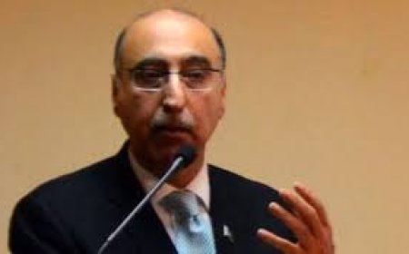 അമേരിക്ക പാകിസ്ഥാനെ ആക്രമിച്ചാല്‍ പാകിസ്ഥാന്‍ ഇന്ത്യയെ ആക്രമിക്കും; വിചിത്ര മുന്നറിയിപ്പുമായി പാക് നയതന്ത്രജ്ഞന്‍