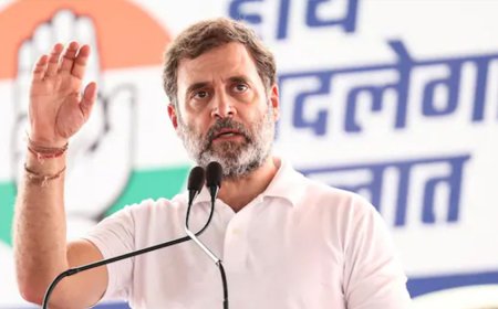 Rahul Gandhi opens campaign for Cong with sharp attack on LDF–BJP ‘hidden pact’