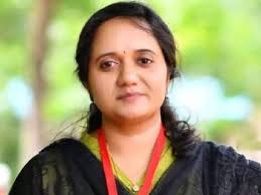 വ്യാജരേഖ ചമച്ചെന്ന് പരാതി; ശ്രീനാദേവി കുഞ്ഞമ്മയ്‌ക്കെതിരെ വക്കീൽ നോട്ടീസ്