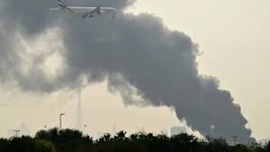 അബുദബിയിൽ മിസൈൽ ആക്രമണം ; രണ്ടുപേർ മരിച്ചു; മൂന്നുപേർക്ക് പരിക്ക്