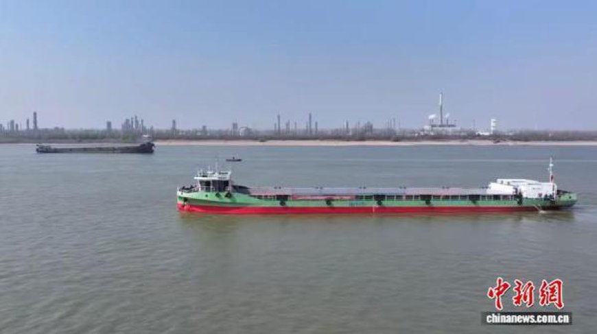 China launches first zero-carbon electric vessel fleet on upper reaches of Yangtze River