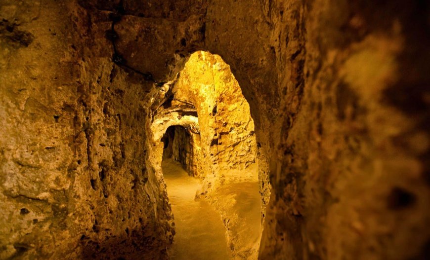 Archaeologists find a 5,000-year-old tomb that may be a gateway to a prehistoric kingdom