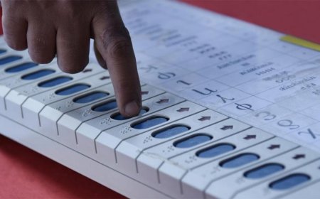 കേരളം വ്യാഴാഴ്ച്ച  പോളിംഗ് ബൂത്തിലേക്ക് ;  ആവശ്യമായ പൊലീസുകാരെ നിയമിച്ചിട്ടുണ്ടെന്ന് തെരഞ്ഞെടുപ്പ് കമ്മീഷൻ