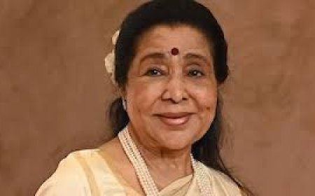 Govt to turn Asha Bhosle’s vision into reality, will set up music institute
