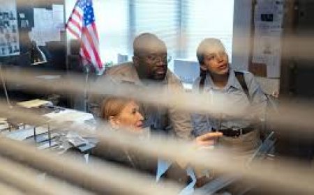 Americans lost $21 bn to online scams last year, FBI says — and the latest ‘e-vite’ trap is arriving from people you actually know