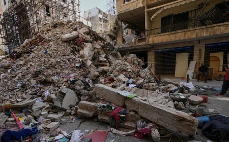 Israel and Lebanon ceasefire in effect as Trump says US 'very close' to deal with Iran