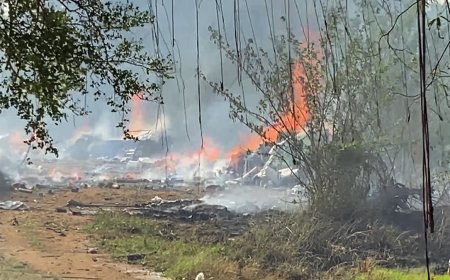 Govt orders judicial probe into Thrissur fireworks tragedy; announces aid