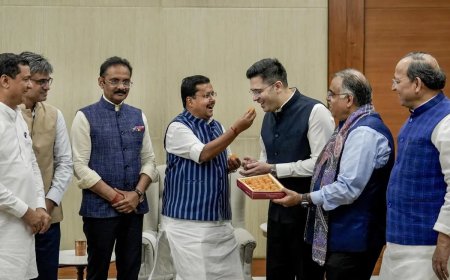 AAP suffers major jolt, 7 out of 10 Rajya Sabha MPs join BJP