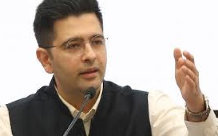 കൂറ് മാറിയ എംപിമാരെ അയോഗ്യരാക്കണം; രാജ്യസഭാ ചെയര്‍മാന് കത്ത് നല്‍കി എഎപി