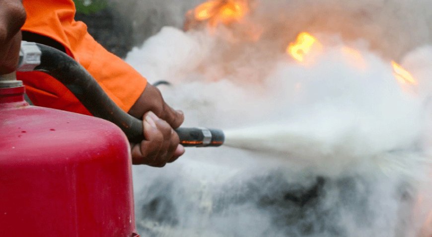 തൃശൂർ പൂരം ഒരുക്കത്തിനിടെ വെടിക്കെട്ട് പുരയിൽ സ്ഫോടനം; 7 പേർ മരിച്ചു