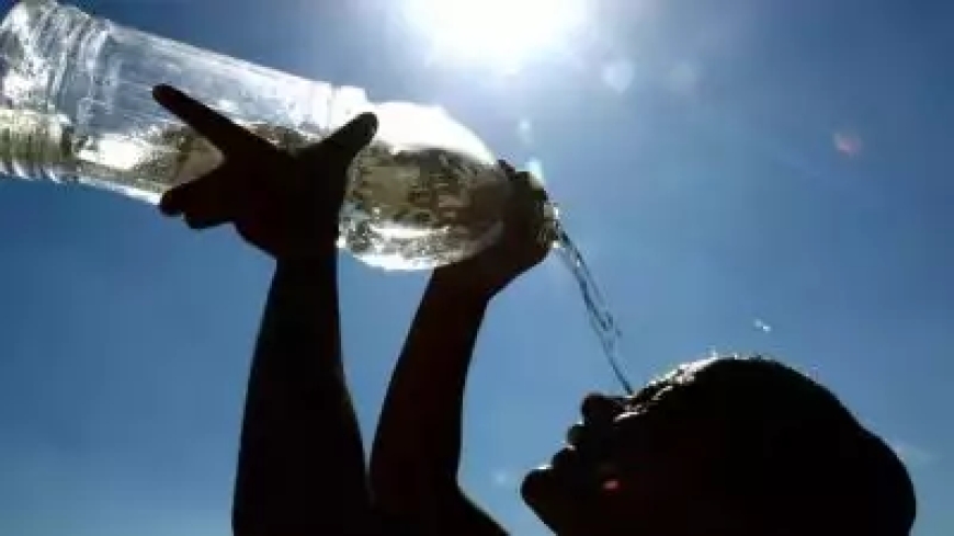 ചൂടിൽ വെന്തുരുകി കേരളം; 5 ജില്ലകളിൽ ഓറഞ്ച് അലേർട്ട്