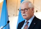 Quotes by Ted Turner
