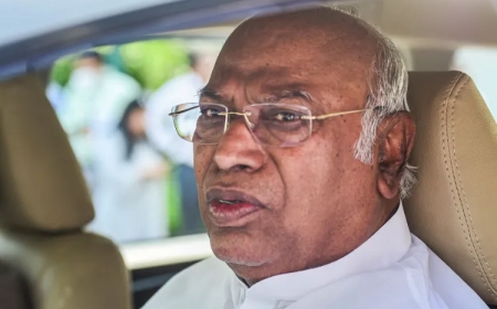Unprecedented victory, Kerala witnessing new political era: Kharge