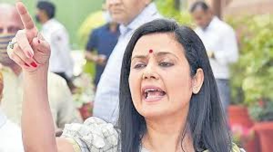 ഇൻഡിഗോ വിമാനത്തിൽ വെച്ച് ഉപദ്രവിച്ചു; പീഡന പരാതി നൽകി മഹുവ മൊയ്ത്ര