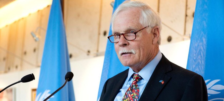 Quotes by Ted Turner