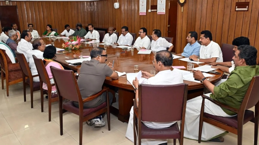 മന്ത്രിമാരുടെ വകുപ്പുകളിൽ തീരുമാനം, പട്ടിക ഗവർണർക്ക് കൈമാറി