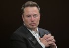 Elon Musk loses his trillionaire status as SpaceX stock comes back to Earth