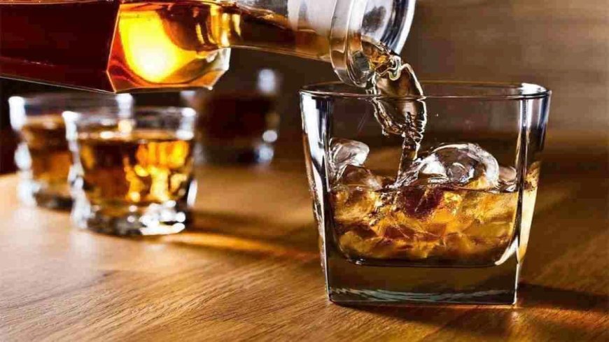 ലക്ഷദ്വീപിൽ മദ്യം വിൽക്കാം: 47 വർഷത്തെ മദ്യനിരോധനം പിൻവലിച്ചു