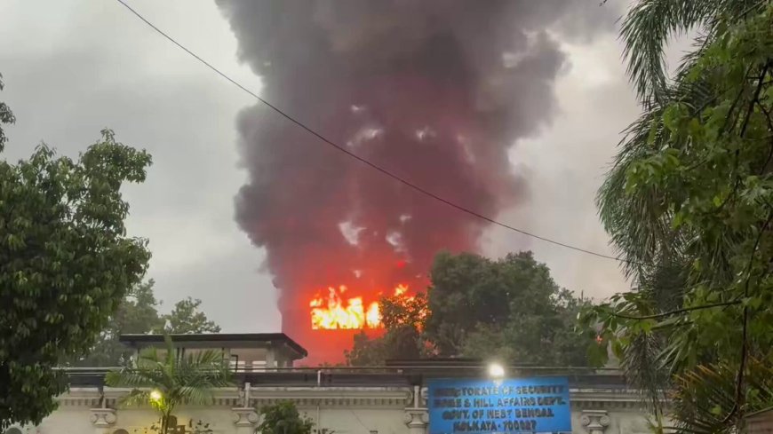 4,000 EVMs destroyed in massive fire in govt building in Kolkata