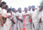 ഉമ്മൻ ചാണ്ടിയുടെ കല്ലറയിൽ പുഷ്പാർച്ചന നടത്തി മുഖ്യമന്ത്രി വി.ഡി. സതീശൻ