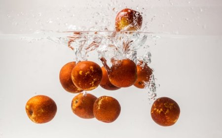 The 1 thing that'll wash pesticides off fruits and vegetables