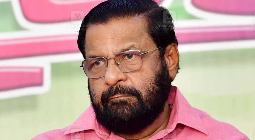 Former Devaswom Minister Kadakampally meets Home Minister Ramesh Chennithala amid Sabarimala probe heat