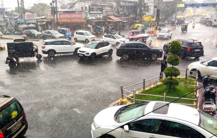 Heavy rain, strong winds likely in Nilgiris as low-pressure trough influences TN weather