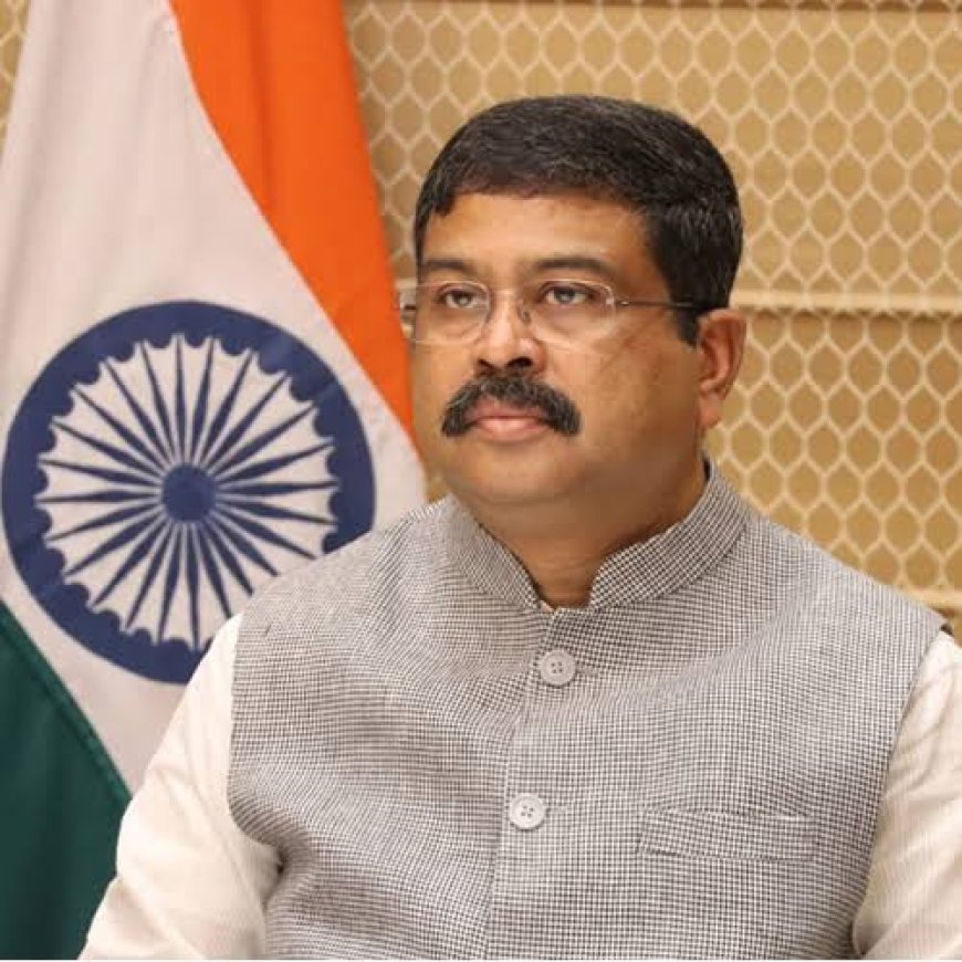 നീറ്റ് ചോദ്യപേപ്പർ ചോർച്ച: ഒടുവിൽ കീഴടങ്ങി! കേന്ദ്ര വിദ്യാഭ്യാസമന്ത്രി ധർമേന്ദ്ര പ്രധാൻ രാജിവച്ചു