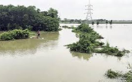 വടക്കന്‍ കേരളത്തില്‍ അതിതീവ്ര മഴ മുന്നറിയിപ്പ്, നാലു ജില്ലകളില്‍ റെഡ് അലര്‍ട്ട്