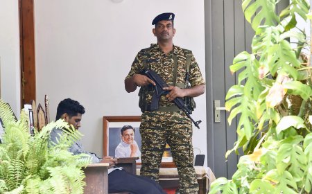 Pinarayi Vijayan family back in focus as ED searches aides of Mohammed Riyas