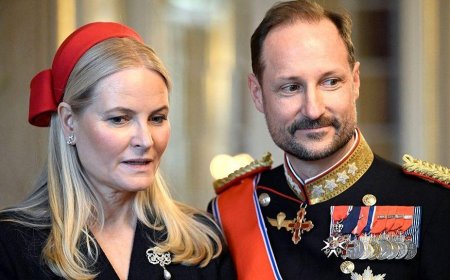 Norway's new king takes regnal name Haakon VIII