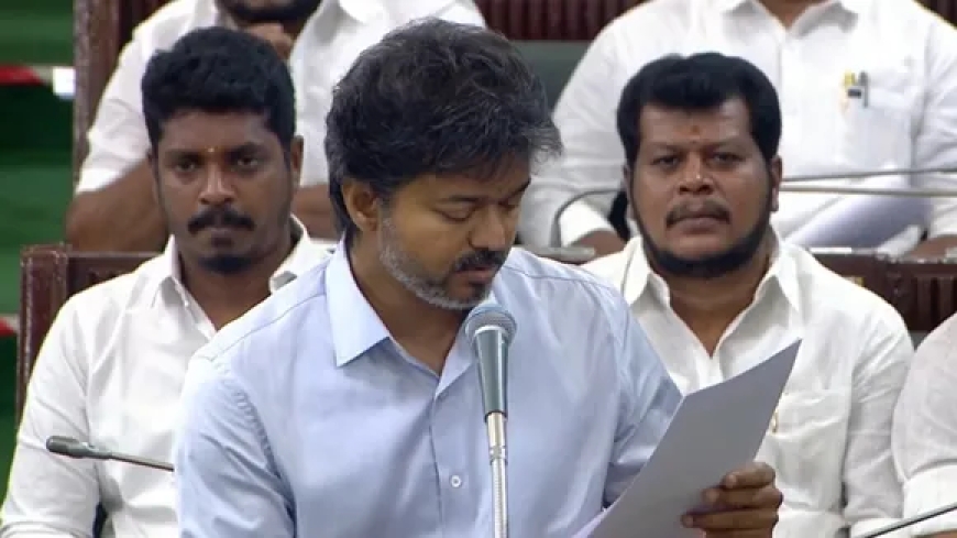 3 ഗ്യാസ് സിലിണ്ടർ,  സൗജന്യ ബസ് യാത്ര; തമിഴ്‌നാട്ടിൽ വീണ്ടും വമ്പൻ പ്രഖ്യാപനങ്ങളുമായി വിജയ്