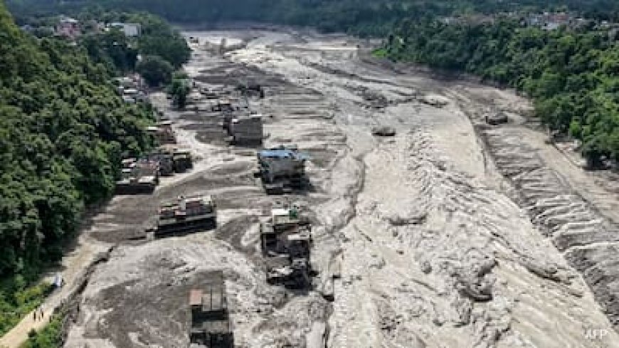 285 Indians missing after Nepal floods, 54 rescued, says Centre